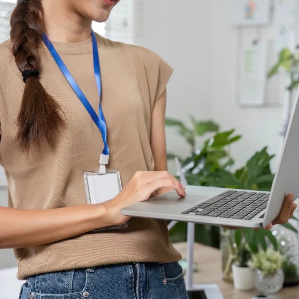 volunteer with laptop