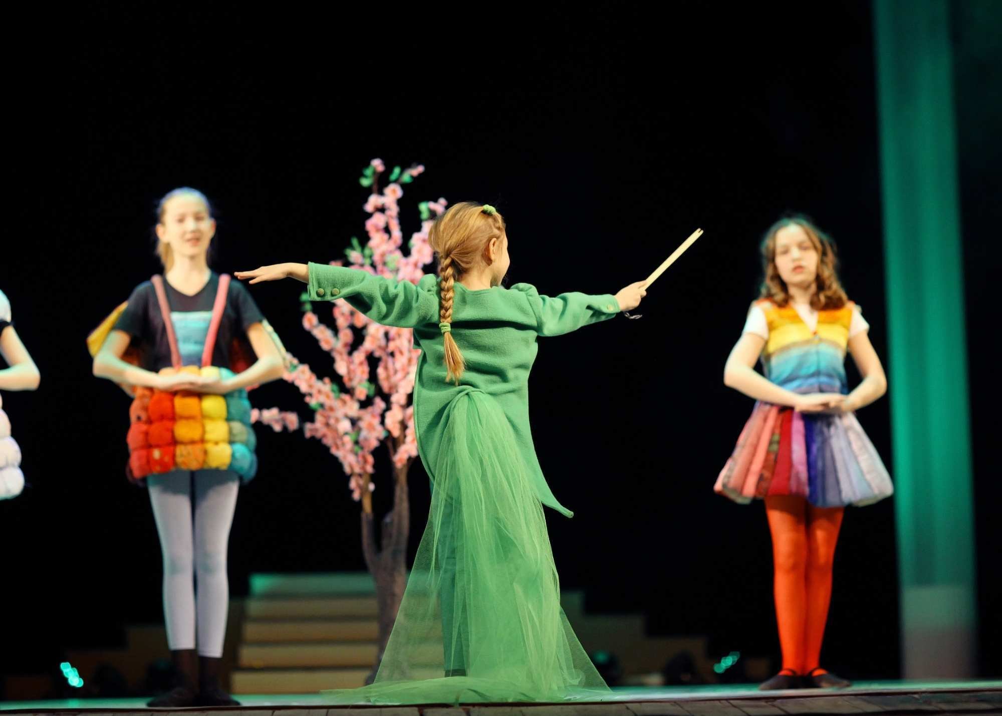 Copy of Square Guide Mock Up - Volunteer Leadership Guides (5 x 7 in) (19)